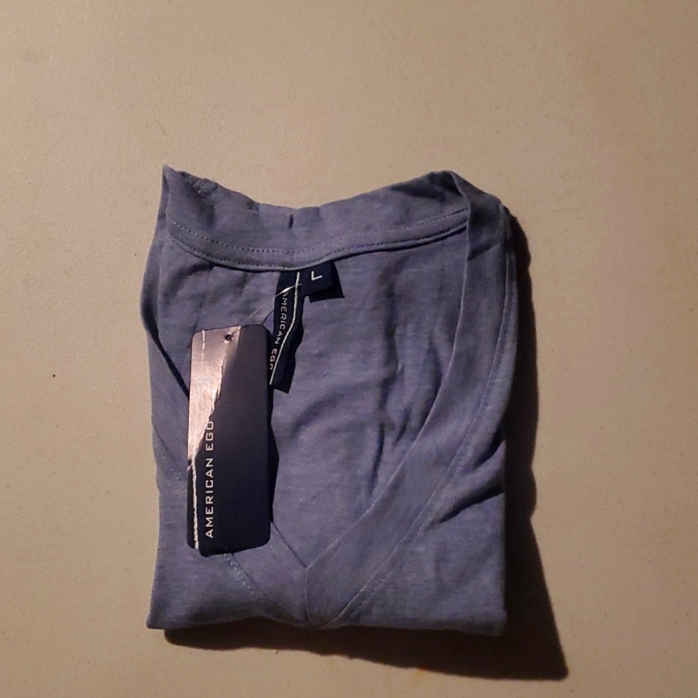 American Eagle Grey V-Neck Large T-Shirt